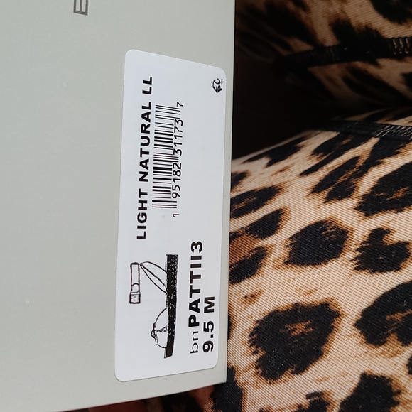 COPY - Bandolino sandals 9.5 - Picture 9 of 9